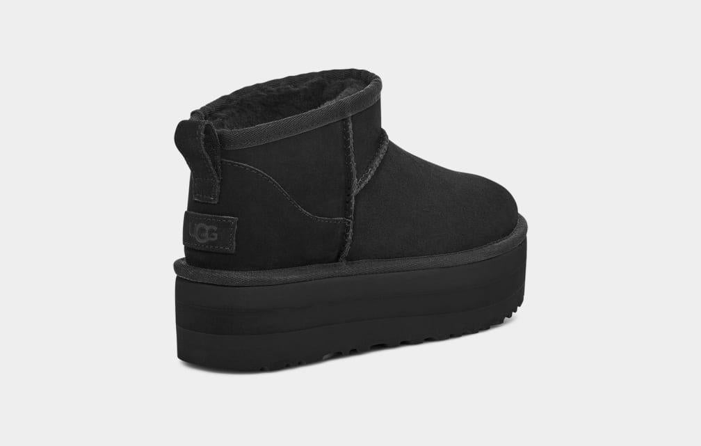 UGG 1135092BLK