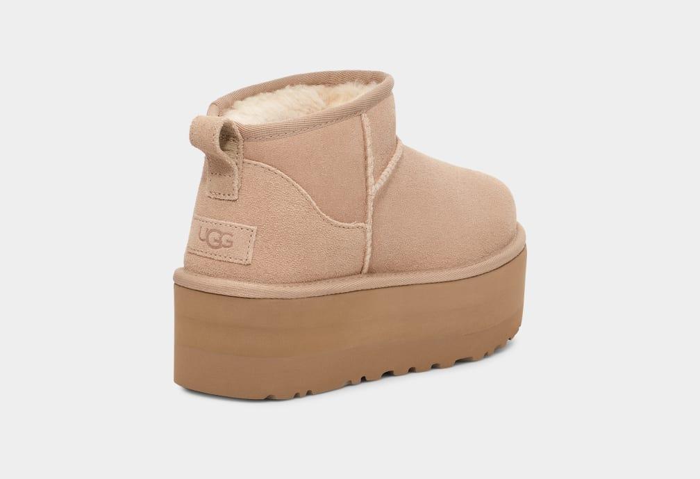 UGG 1135092SAN